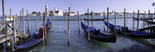Венециански гондоли на платно с размер 16 x 48 инча, Завернутом в галерейную филм